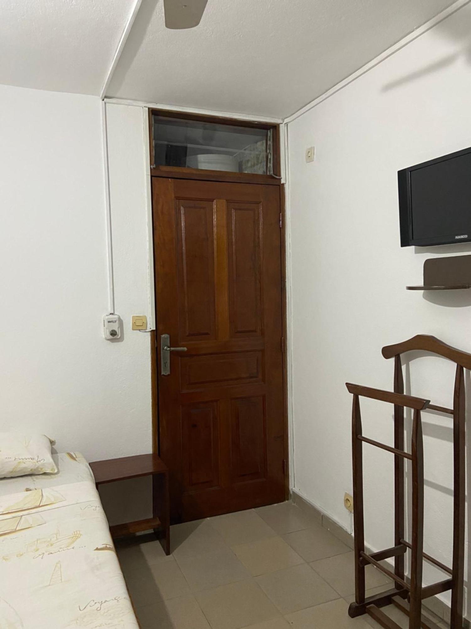 Villa Cb Abidjan Cameră foto